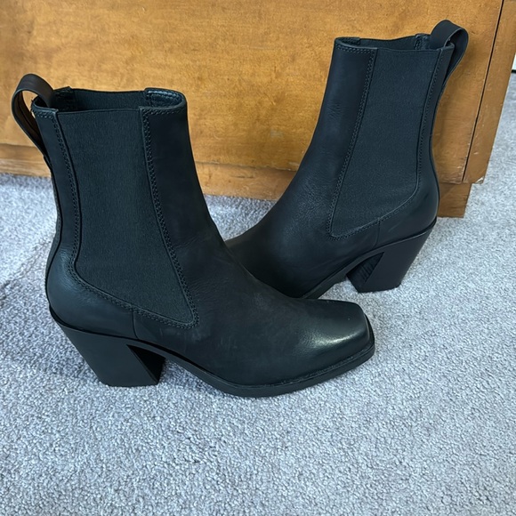 Rag and Bone booties - Picture 1 of 7